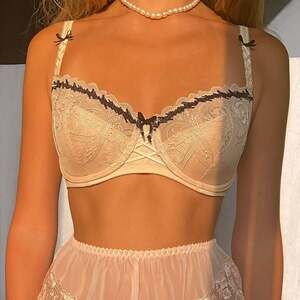 Charade by Change Angelwing Lace Padded Bra — Cream & Black, Size 32DD